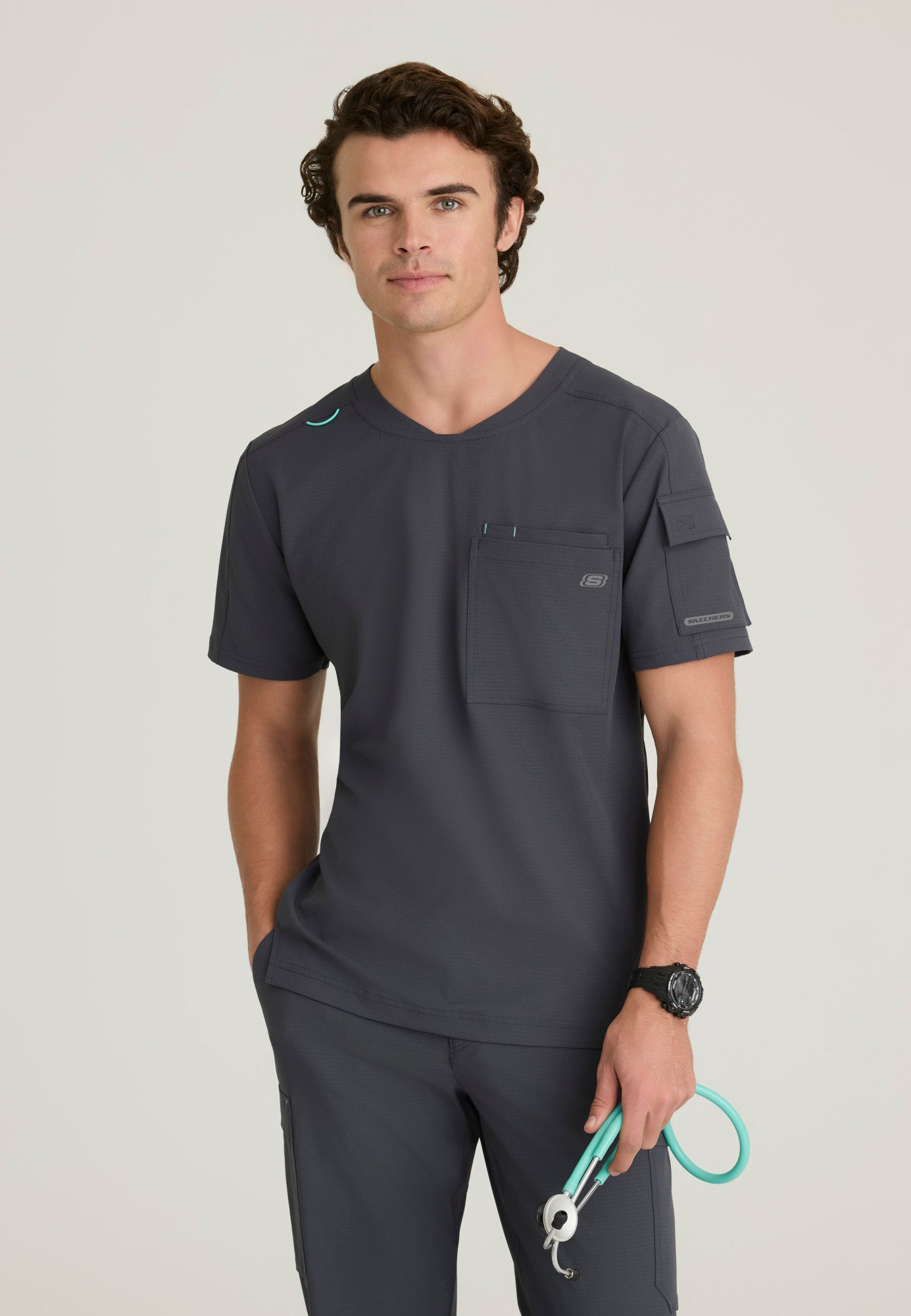 Haut à col rond et ourlet asymétrique à 3 poches pour homme Skechers Ripstop SKT277