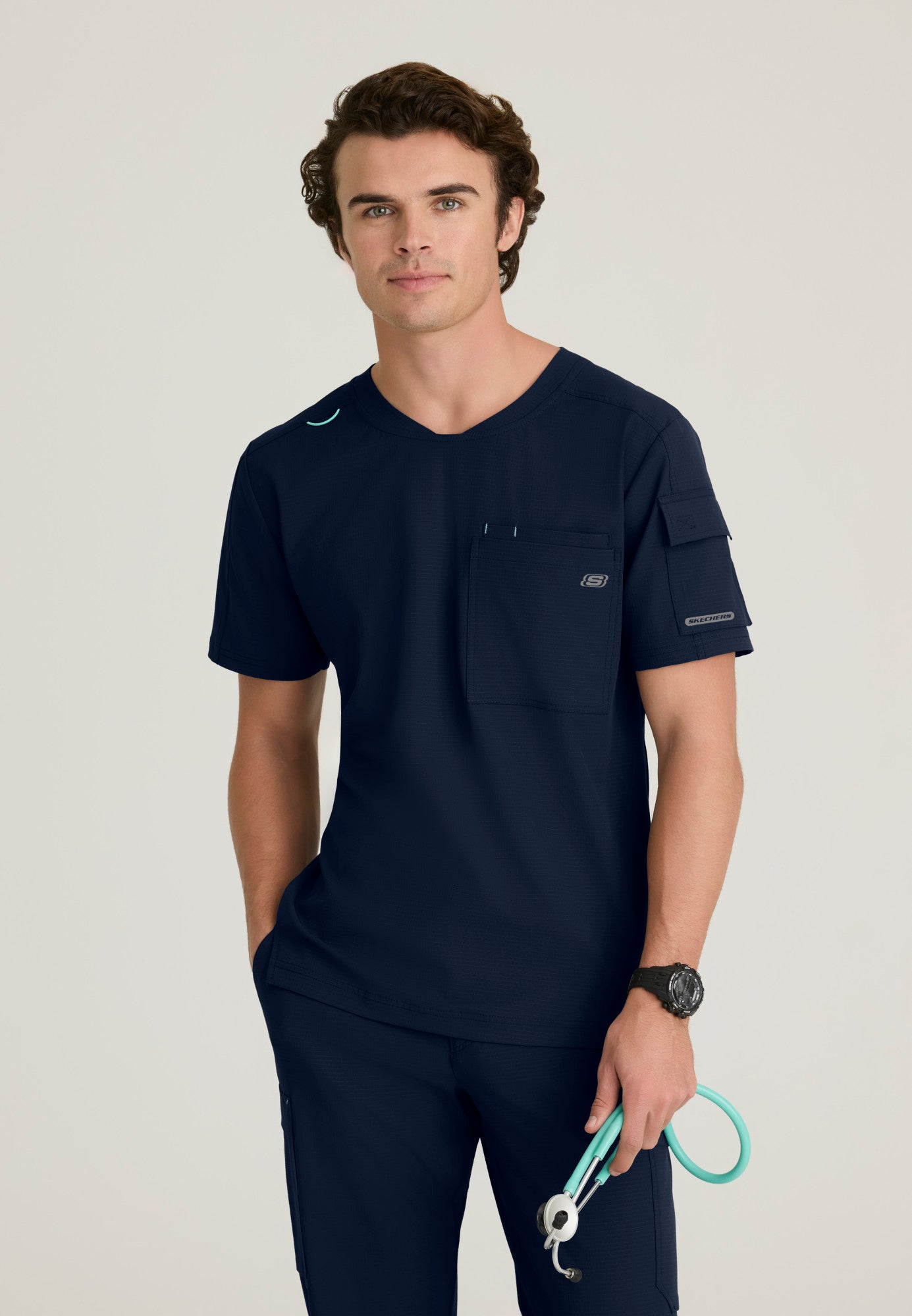 Haut à col rond et ourlet asymétrique à 3 poches pour homme Skechers Ripstop SKT277X (2XL &+)
