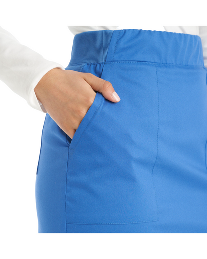 Vue de la poche latérale droite de la jupe de style cargo 6 poches pour femmes Landau Proflex #LK600-OS
