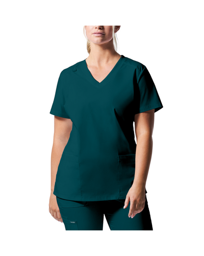 Uniforme de marque landau pour femmes taille plus. Travailleuses du domaine de la santé. LT105-OS couleur Vert fôret, col en V.