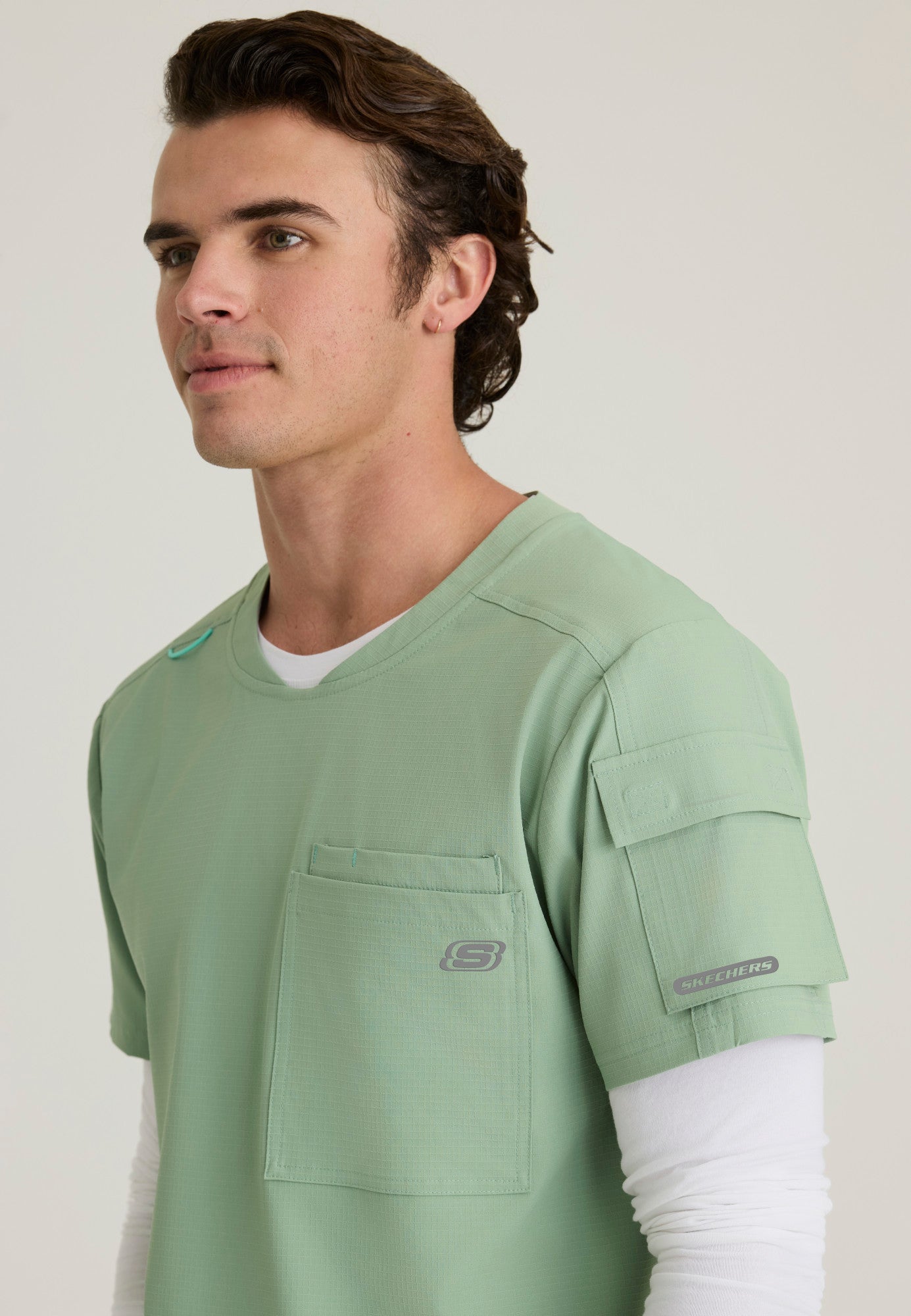 Haut à col rond et ourlet asymétrique à 3 poches pour homme Skechers Ripstop SKT277X (2XL &+)